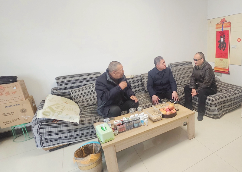 博农集团党委开展春节走访慰问活动